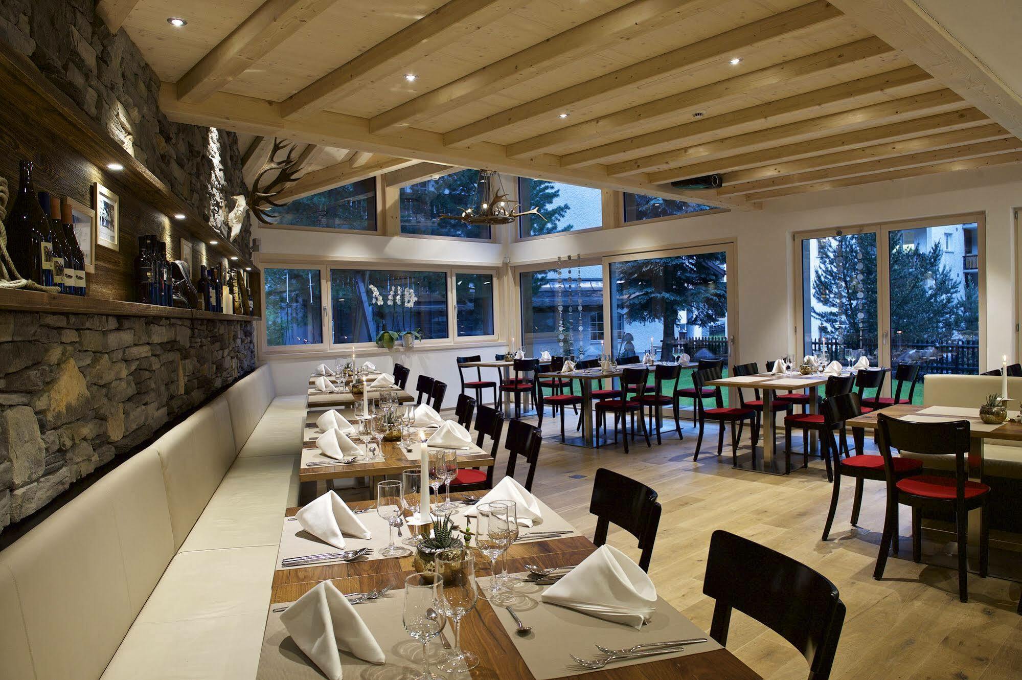 Jaegerhof Serviced Apartements Zermatt Eksteriør bilde